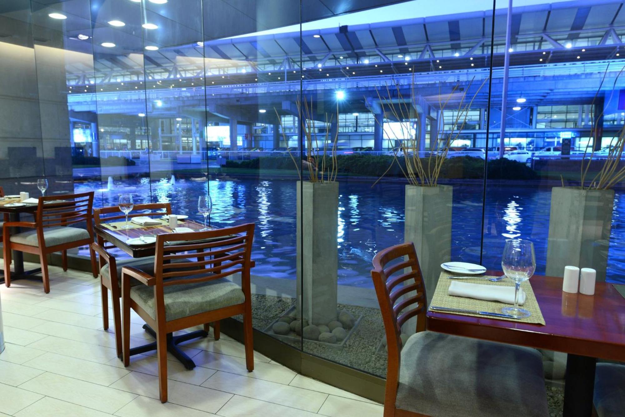 - Airport Terminal By Ihg