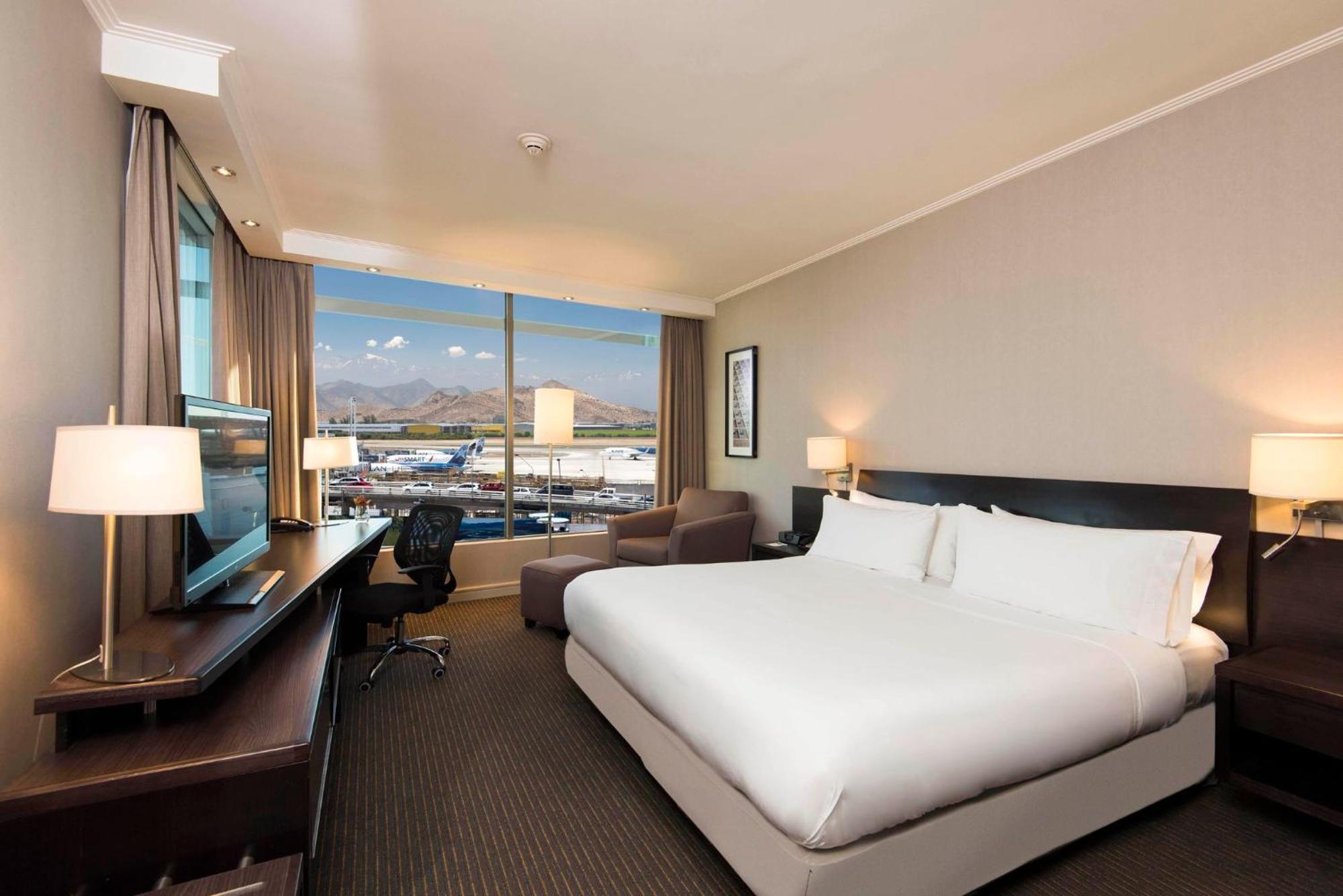 - Airport Terminal By Ihg Hotel Santiago de Chile